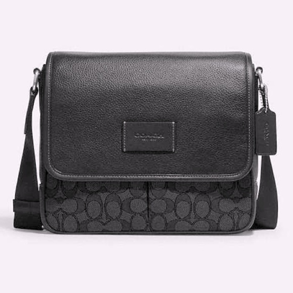 Coach Black Signature Crossbody Messenger Bag for Men